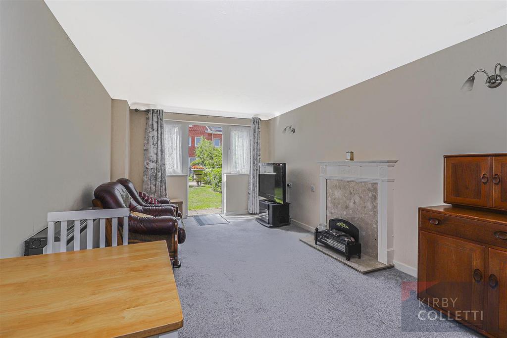 High Street, Hoddesdon 1 bed retirement property for sale £199,995