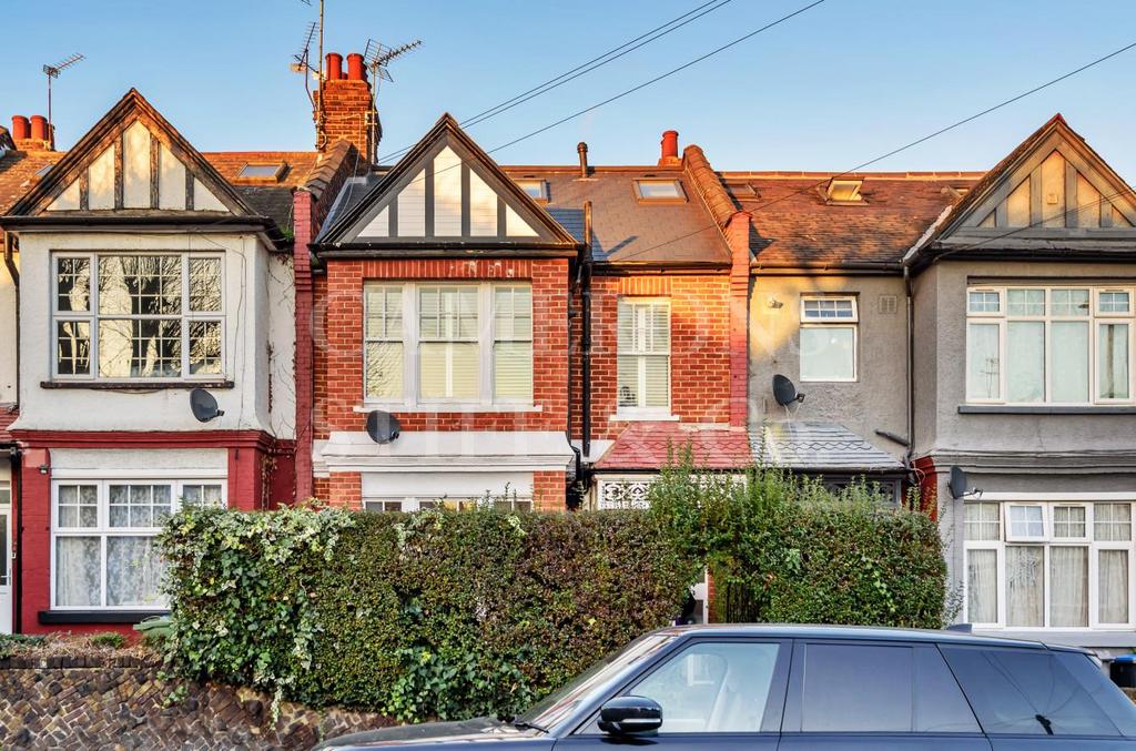 Burnley Road, London, NW10 4 bed house for sale £1,100,000