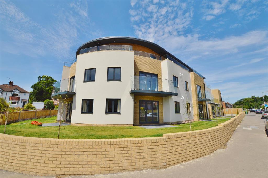Leinster Apartments, Hemel Hempstead 2 bed apartment £1,350 pcm (£312 pw)