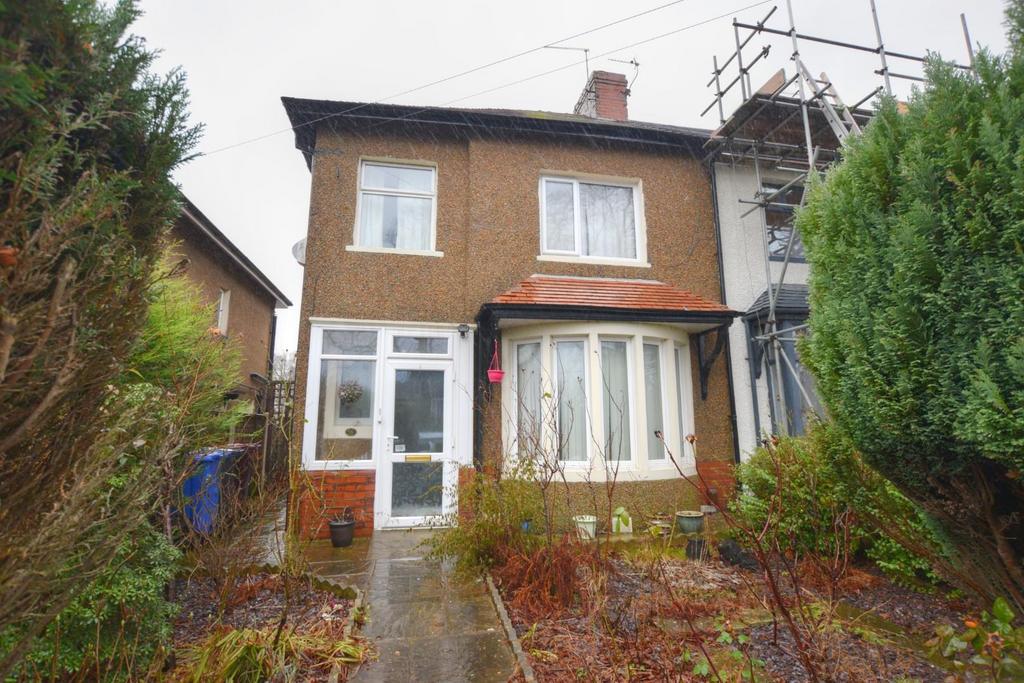 Lockyer Avenue, Burnley 3 bed semidetached house £155,000