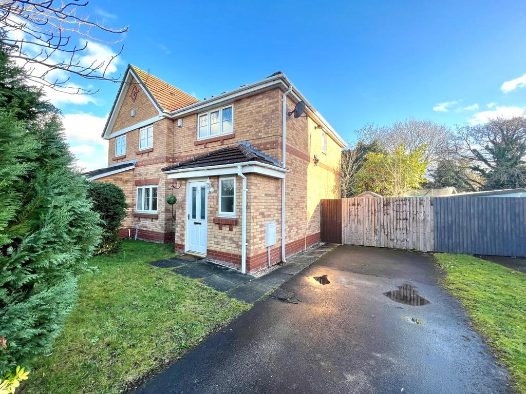 Colwyn Close, Ellesmere Port 3 bed house £159,950