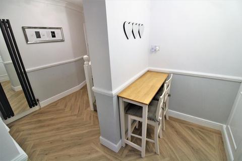 54 Berkeley Avenue, Bexleyheath, DA7 4UB