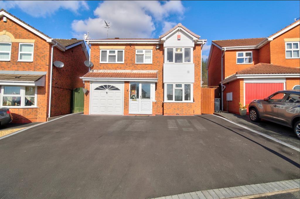 Shipton Close, Dudley 4 bed house £1,400 pcm (£323 pw)