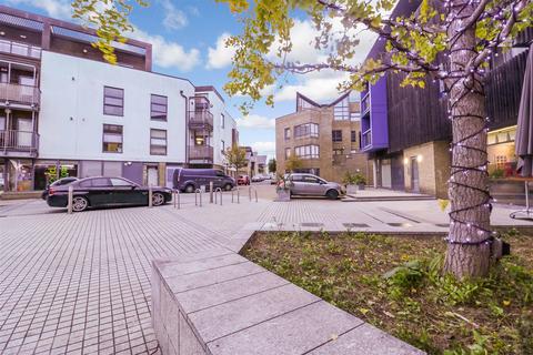 2 bedroom apartment for sale - The Chase, Newhall, Harlow