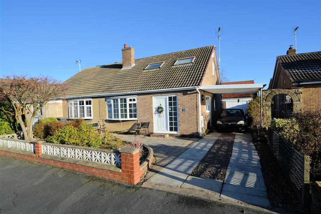 Foxdale Avenue, Thorpe Willoughby, Selby 2 bed semidetached bungalow