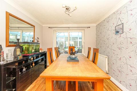 5 bedroom detached house for sale, Chalvington Drive, St. Leonards-On-Sea