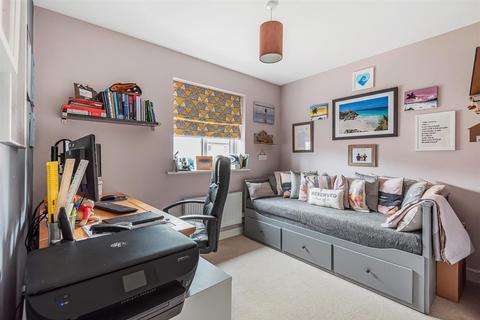 36 Hewetson Way, Bideford, EX39 3TD