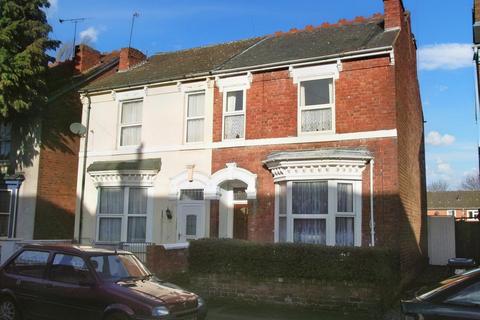 33 Allen Road, Wolverhampton, WV6 0AW