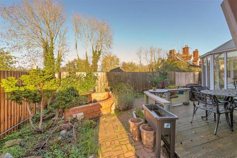 11 Haffenden Close, Marden, Tonbridge, TN12 9TD