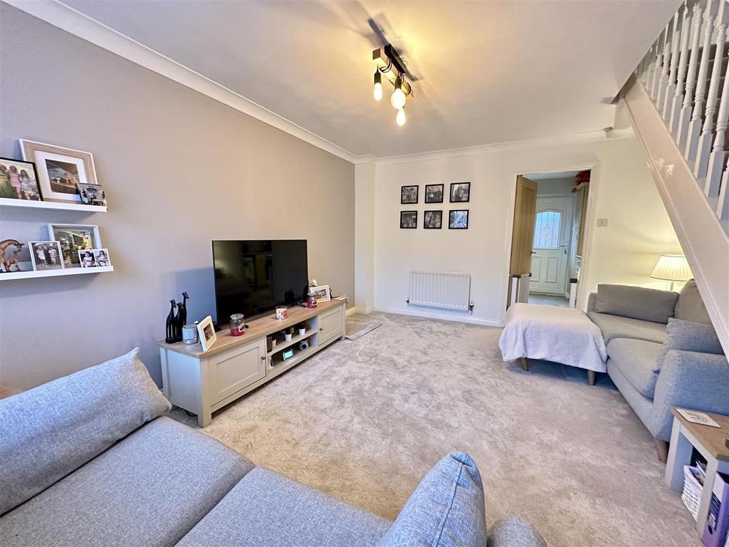 Forfar Close, Darlington 2 bed semidetached house £150,000