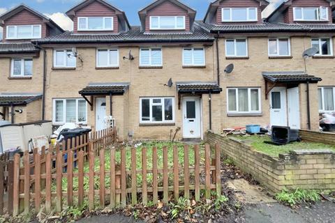 1 bedroom ground floor flat for sale - Amanda Close, Chigwell, Essex