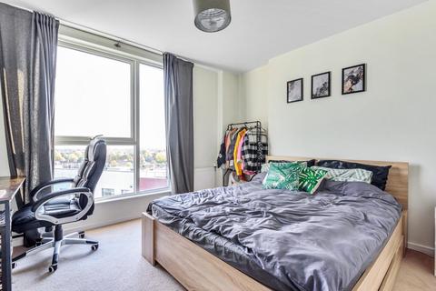 41, Alacia Court Palmerston Road, London, W3 8GJ