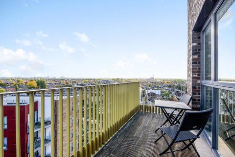 41, Alacia Court Palmerston Road, London, W3 8GJ
