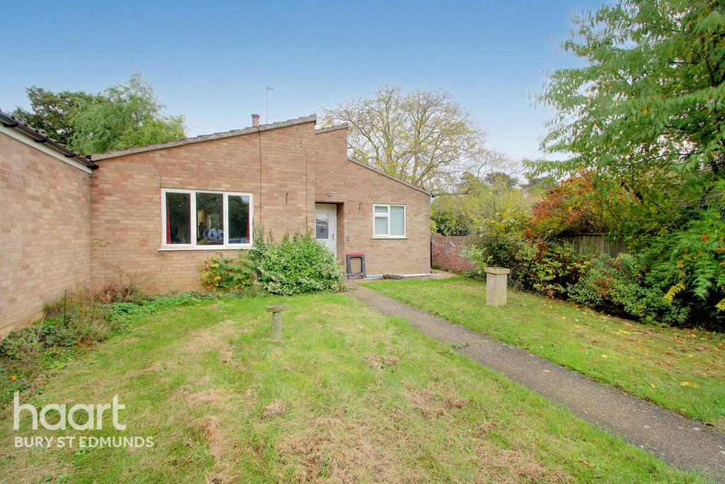 Cooper Lane, Nowton, Bury St Edmunds 2 bed semidetached bungalow £