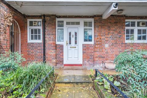 Flat 2, Wenham House Ascalon Street, London, SW8 4DY