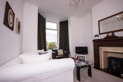 4 bedroom end of terrace house to rent, Cheltenham Street, Barrow-in-Furness, Cumbria, LA14