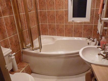 Upstairs bathroom 1