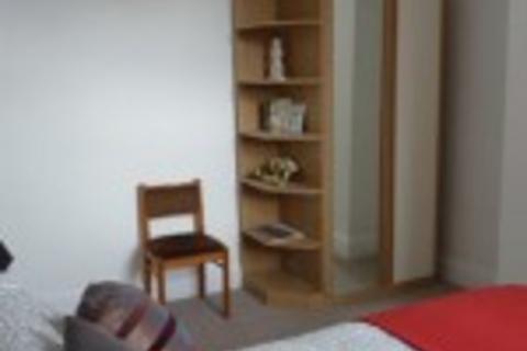 4 bedroom end of terrace house to rent, Cheltenham Street, Barrow-in-Furness, Cumbria, LA14