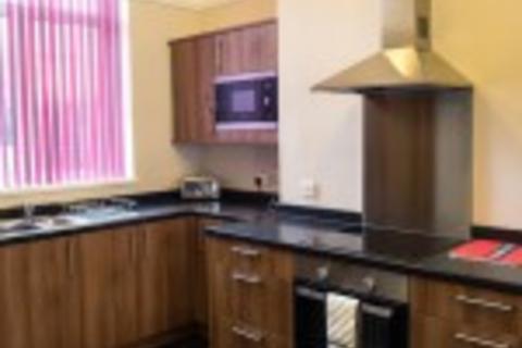 8 bedroom house share to rent, Hartington Street, Barrow-in-Furness, Cumbria, LA14