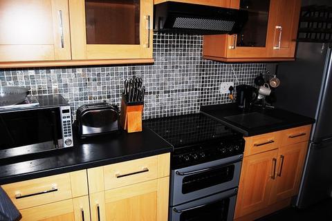 3 bedroom terraced house to rent, King Alfred Street, Barrow-in-Furness, Cumbria, LA14