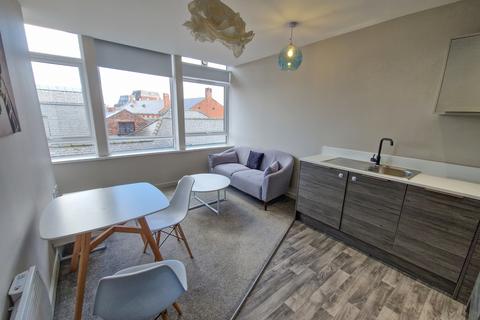undefined, 32 K2 North,  70 Bond Street, Hull, Yorkshire, HU1 3EN, UK