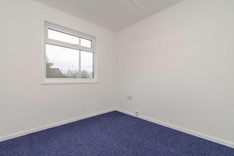 Property to rent, Wakefield Road, Morley