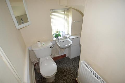 3 bedroom parking to rent, Middle Park Close, Selly Oak, Birmingham, B29