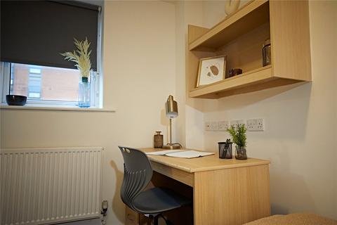 1 bedroom in a house share to rent - Cambridge House, Cambridge Street, Manchester, M15