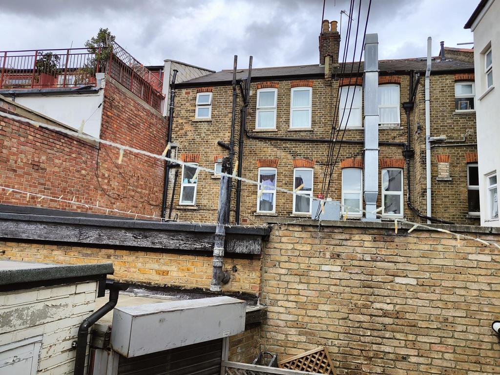 Mix use building for sale, Mitcham road, SW17