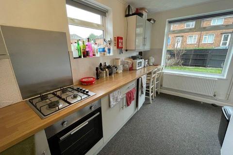 4 bedroom semi-detached house to rent, Lovelace Road, Norwich