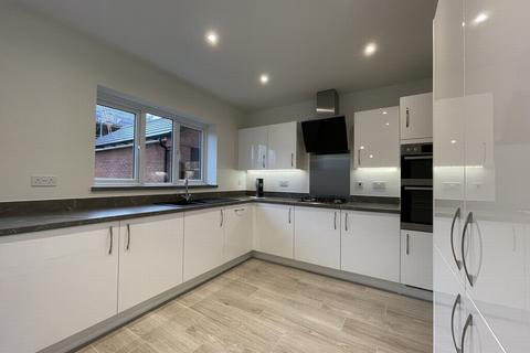 4 bedroom detached house to rent, Gardiner View, Oadby, LE2