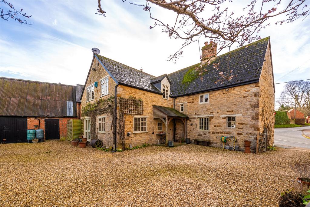 High Street, Wappenham, Towcester... 4 bed house £700,000