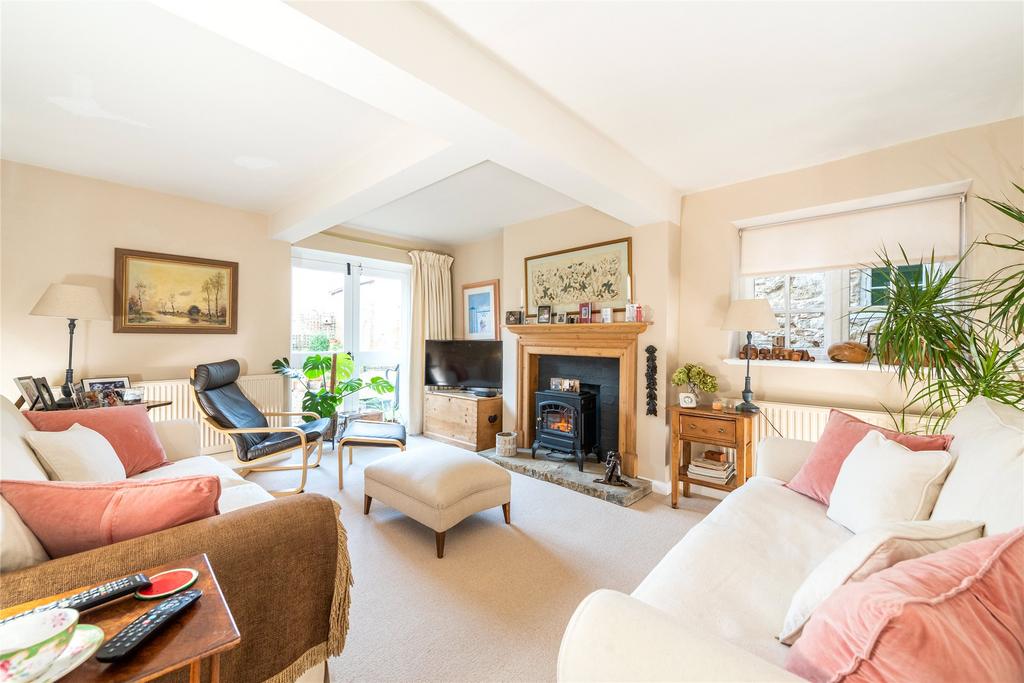High Street, Wappenham, Towcester... 4 bed house £700,000