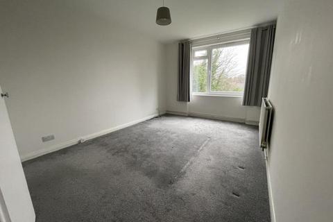 2 bedroom flat to rent, Colney Hatch Lane, Muswell Hill, N10