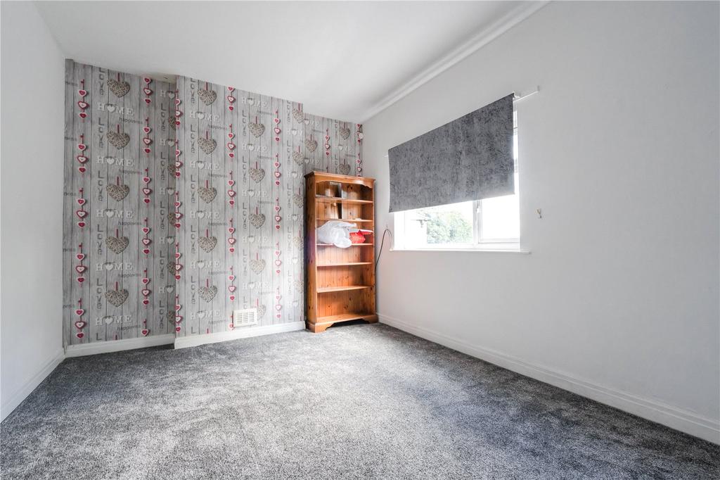Haven Terrace, Grimsby, N E... 1 bed apartment £400 pcm (£92 pw)