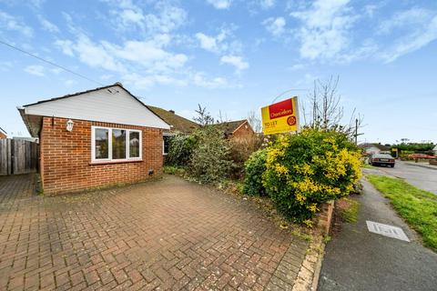 3 bedroom semi-detached bungalow to rent, Rose Drive,  Chesham,  HP5