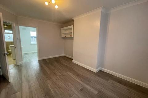 2 bedroom apartment for sale, Montrose Court, Montrose Court, Colindale, NW9