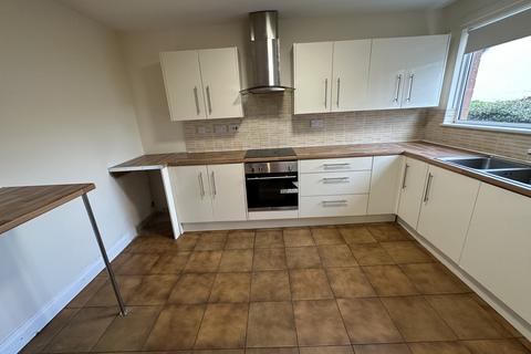 5 bedroom terraced house to rent, Fallowfield Grove, Warrington, Cheshire, WA2