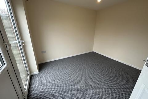5 bedroom terraced house to rent, Fallowfield Grove, Warrington, Cheshire, WA2
