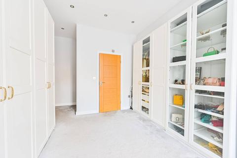 11 Radnor Avenue, Harrow, HA1 1SB