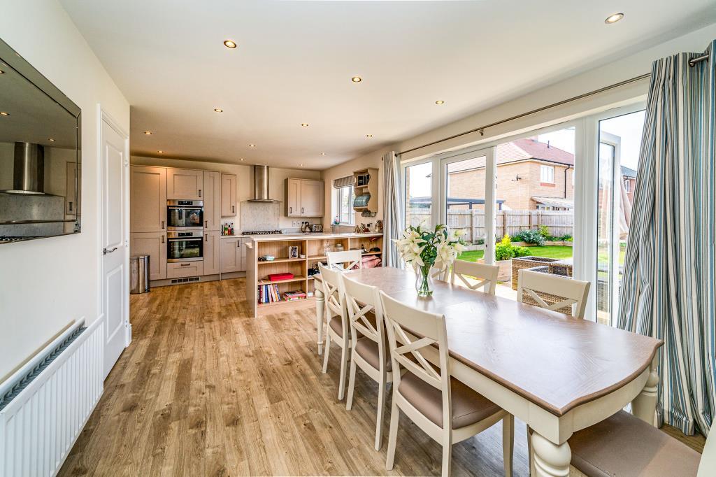 Kitchen Dining room