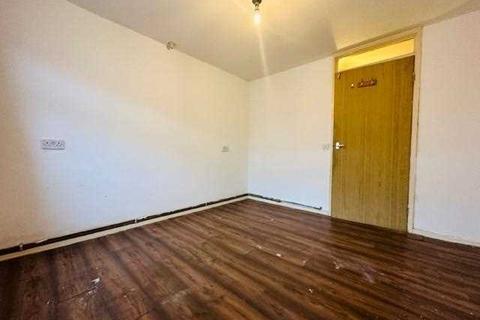 1 bedroom apartment to rent - Oban Court, Montem Lane, Slough