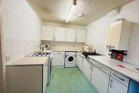 1 bedroom apartment to rent - Oban Court, Montem Lane, Slough