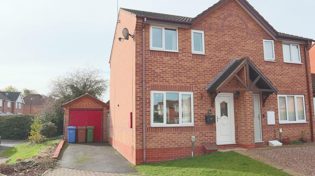 Chester Avenue, Beverley, HU17 2 bed semidetached house £725 pcm (£