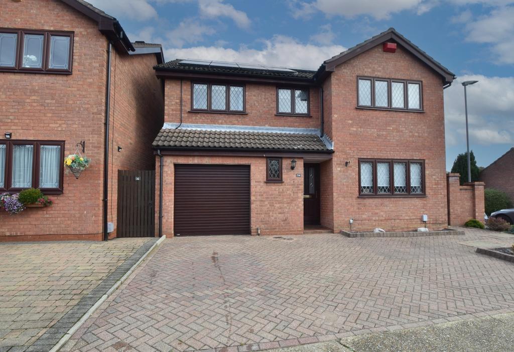 Edgewood Drive, Luton, Bedfordshire... 4 bed detached house £465,000
