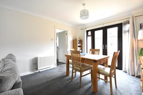 34 Edgewood Drive, Luton, LU2 8EX