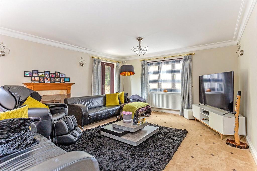 Portland Heights, Batchworth Lane, Northwood, Middlesex, HA6 5 bed