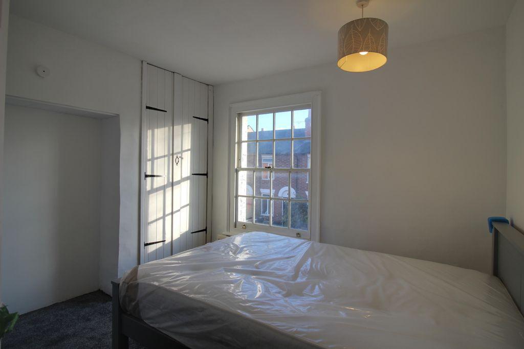 Bedroom 1 (Double)