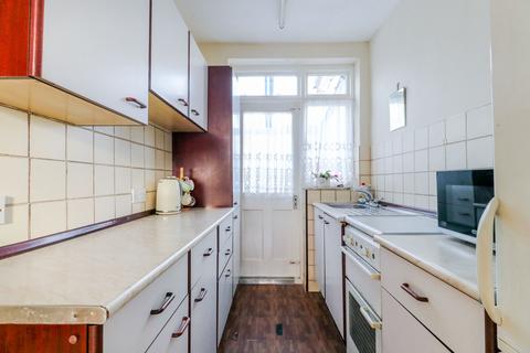 88 Albany Road, Enfield, EN3 5UE