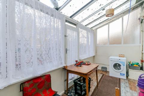 88 Albany Road, Enfield, EN3 5UE